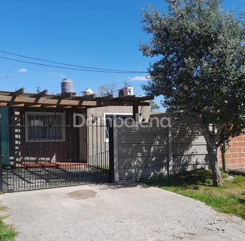 Casa  En Venta En Paso Del Rey, Moreno, G.b.a. Zona Oeste