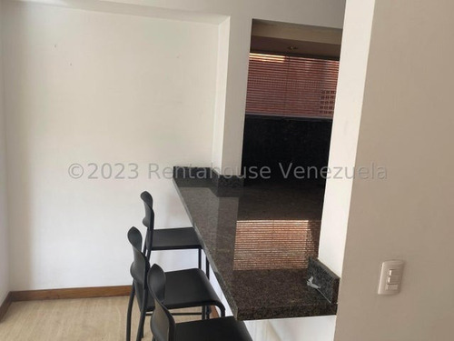Imagen 10 de 26 de Hermoso Apartamento Con Bella Vista En El Solar Del Hatillo. #23-18908