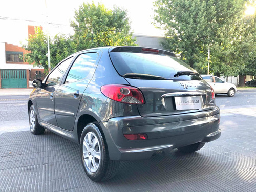 Peugeot 207 2015 1.4 Allure Hdi 70cv