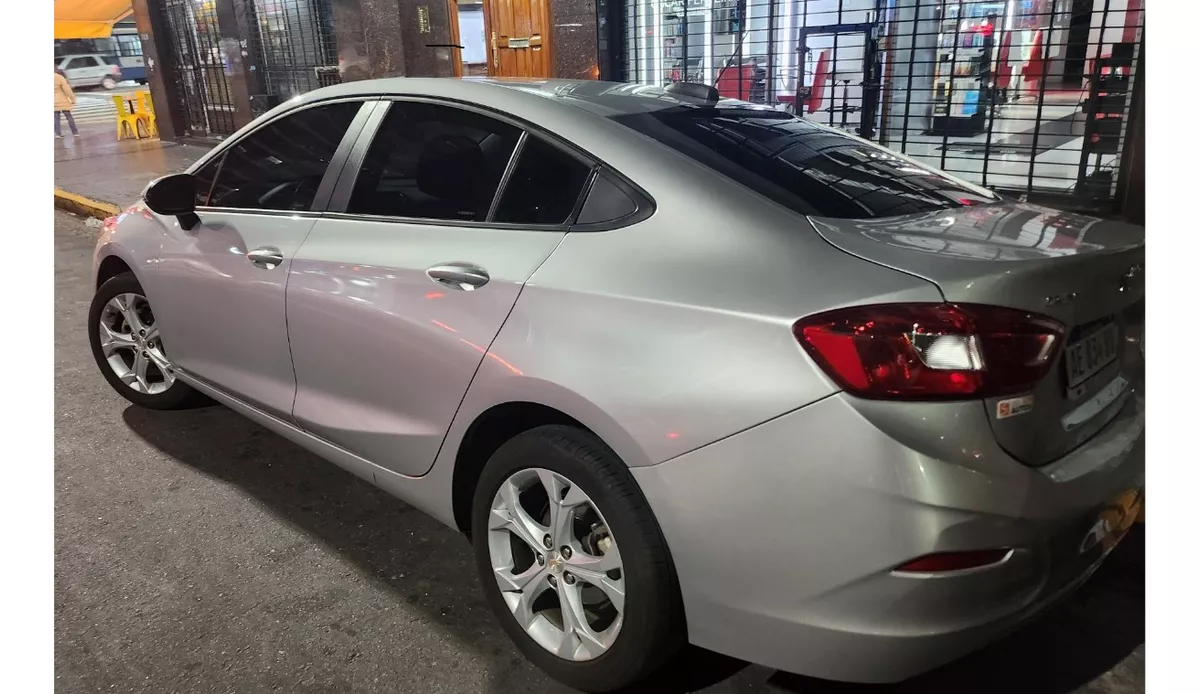 Chevrolet Cruze II 1.4 Ls 153cv