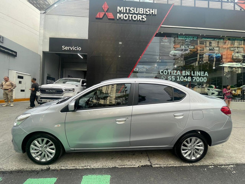 Dodge Attitude 1.2 Sxt Mt