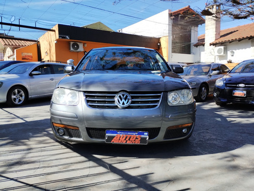 Volkswagen Bora 1.8 Highline T Tiptronic Cuero