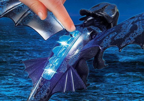 Imagen 6 de 9 de Playmobil Dragones Hipo Y Desdentado Con Bebe Dragon 70037