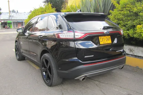 Ford Edge 3.5 Titanium