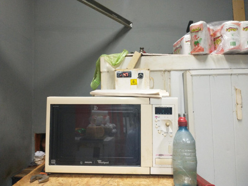 Bar Equipado Y Funcionando