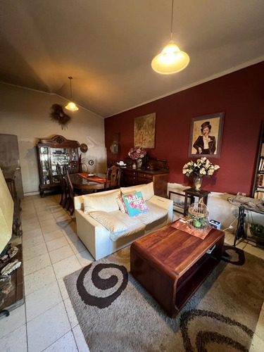Imagen 6 de 16 de Cerro De Las Rosas Casa A Refaccionar O Reciclar Excelente Ubicacion