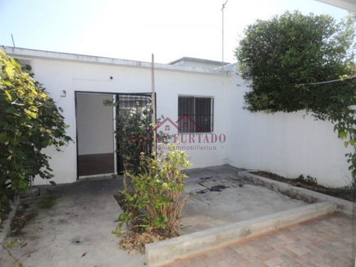 Casa En Centrica Avenida Maldonado - Ref: 808