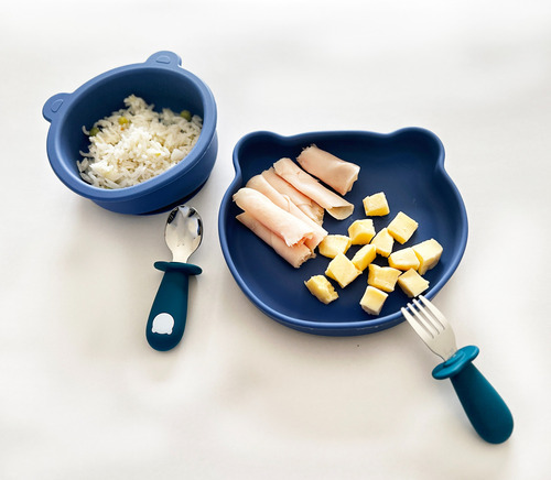 Set De 3 Baberos Para Bebé Con 2 Platos Y Cubiertos