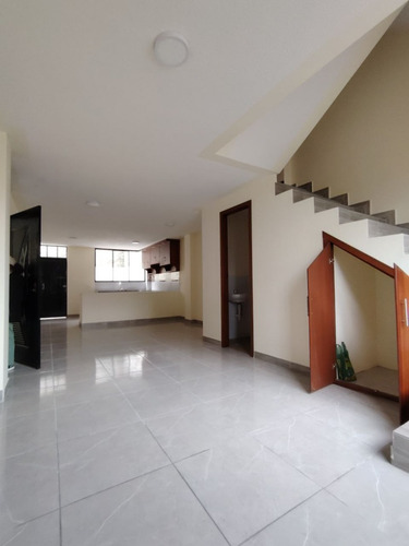 Vendo Casa Nueva Y Por Estrenar En El Sur De Quito
