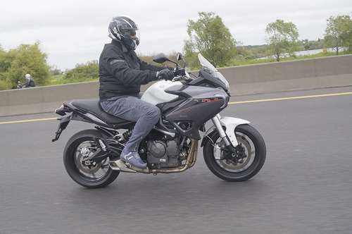 Imagen 6 de 15 de Benelli Tnt 600 Gt