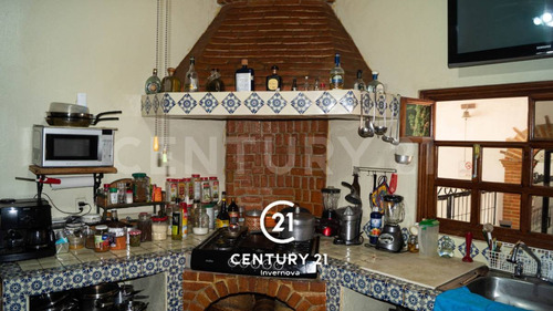 Inmueble En Venta, Bernal Queretaro.