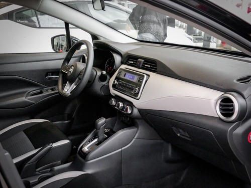 Imagem 10 de 13 de Nissan Versa Sense 1.6 (flex) (aut)