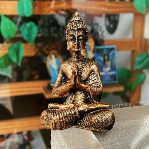 Buda Com Castiçal E 7 Pedras Dos Chakras Altar Budismo Zen