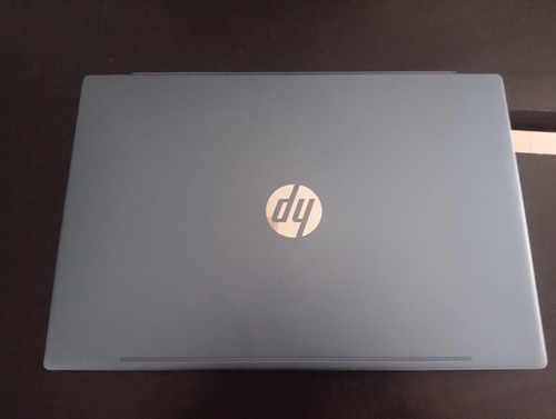 Laptop Hp Pavilion Amd Ryzen 7 (Usado)