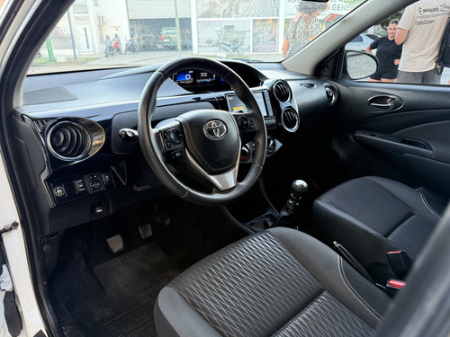 Toyota Etios 1.5 Sedan Xls