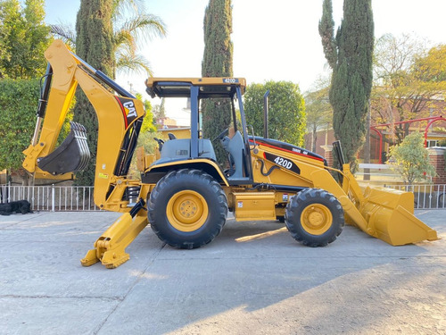 Imagen 2 de 9 de Retroexcavadora Cat 420d Año 2006 Traccion 4x4