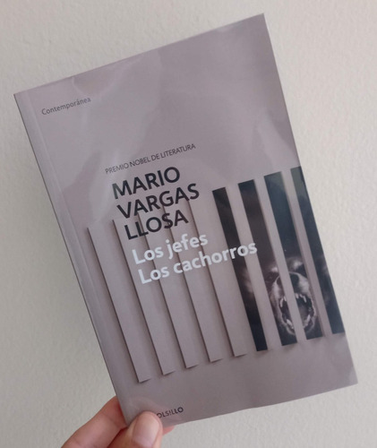 Libro Los Jefes Los Cachorros Vargas Llosa 
