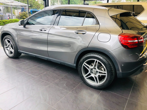 Mercedes Benz Gla 200