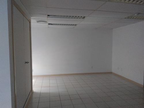 Imagem 1 de 10 de Salas Comerciais De 127,60 À 212,41m2 No Itaigara - Lit885 - 32097724