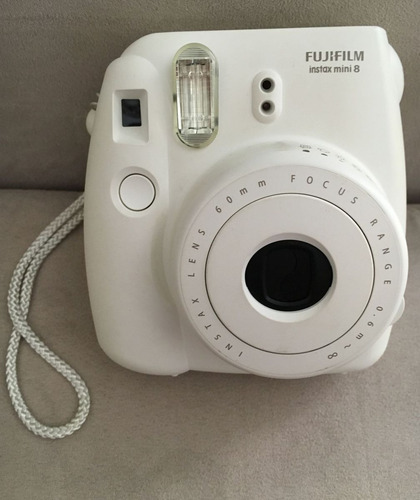 Câmera Instantânea Fujifilm Instax Mini 8 - Branca
