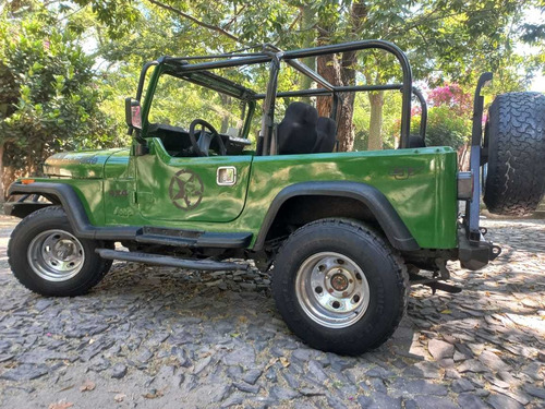 Imagen 12 de 15 de Jeep Renegade Cj7