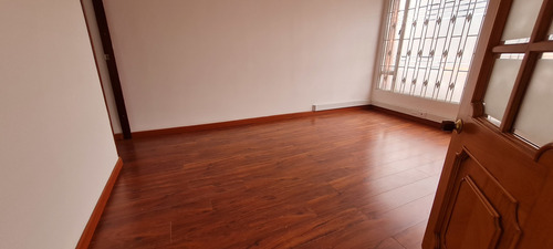 Imagen 2 de 11 de Oportunidad Edificio Comercial Esquinero 480m2 - La Castellana