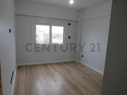 2 Amb A Est En 4to Al Frente Calidad Premium Muebles Jhons