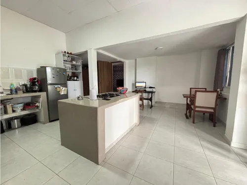 Vendo Hostal, Amoblada, Cerca A Recuca