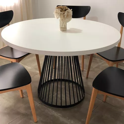 Mesa Comedor base hierro X tapa de madera laqueada.