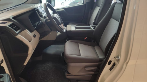 Hiace L1h1 2.8 At