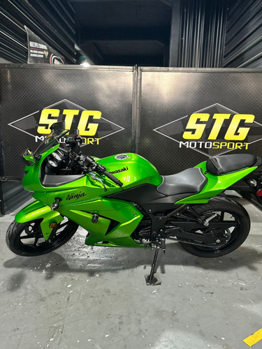 Kawasaki Ninja 250 R - Excelente Estado En Stg Motosport