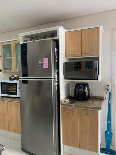 Imagem 13 de 24 de Casa No América Com 4 Quartos Para Venda, 200 M² - Kr745