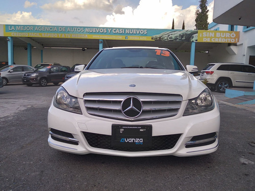 Imagen 8 de 15 de Mercedes Benz Clase C 2013 1.8 C 200 Sport At
