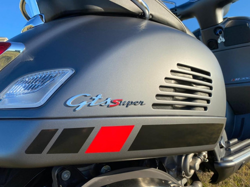 Vespa 300 Gts Super Sport
