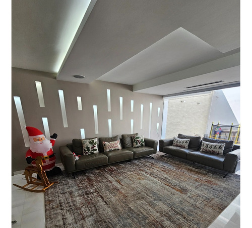 Sky Group Élite Vende Town House Res Hoyo 5, Villas De San Diego Country Club, San Diego. Conjunto Exclusivo De 18 Townhouse Con Doble Anillo De Seguridad