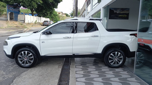 Imagem 4 de 12 de Fiat Toro 2.0 16v Turbo Diesel Volcano 4wd At9