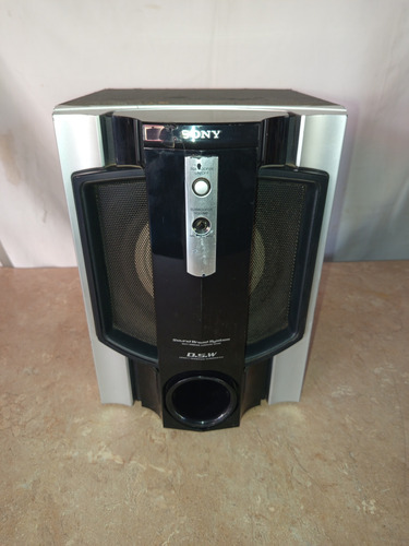 Modular Solo Subwoofer Sony Gnx880 Genezi 8 Pulgadas 16 Ohms Negro 250 W (Usado)