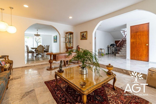 Casa En Venta En Lomas De Las Palmas