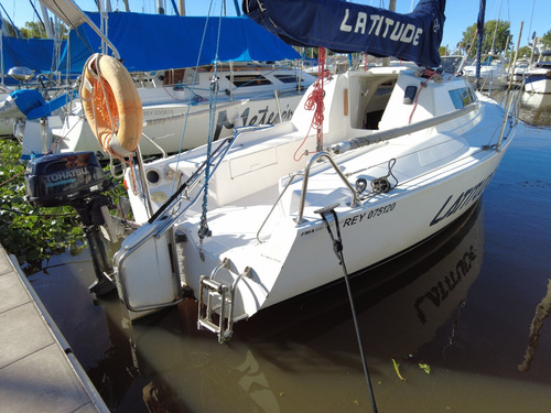 Velero Magic 23 Con Quillote Izable Electrico