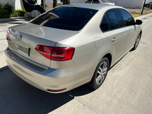 Volkswagen Jetta 2.5 Comfortline At