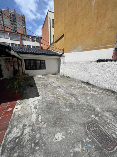 Imagen 18 de 19 de Se Arrienda Casa Grande Para Local O Oficinas