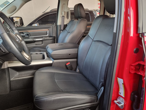 RAM Ram Classic 5.7 Laramie Night Edition Cab. Dupla 4X4 Aut. 4P