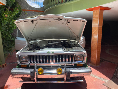 Pick Up Jeep J10 Honcho 1984 Automática 4x4