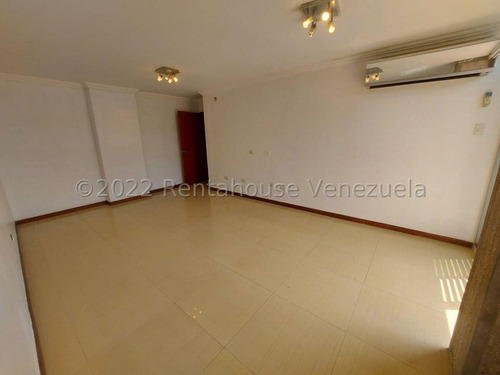 Se Vende Bello Apartamento Pent House En Los Naranjos Del Cafetal Mls 25-14096