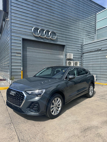 Audi Q3 Sportback 1.4 35tfsi Sportback 150 Cv