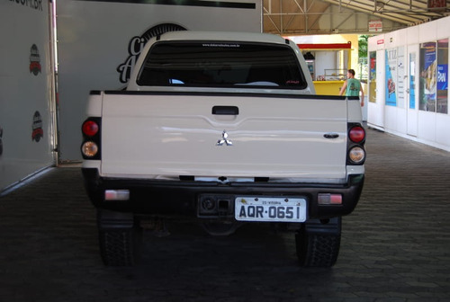 Mitsubishi L-200 Cd Gl 4x4 2.5 Turbo 4p 2010