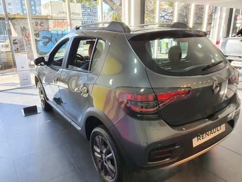 Imagen 15 de 17 de Renault Sandero Stepway Intense 2023 M