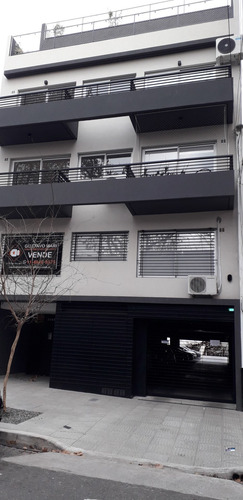 Imagen 1 de 8 de Cocheras Villa Urquiza Venta Cubierta