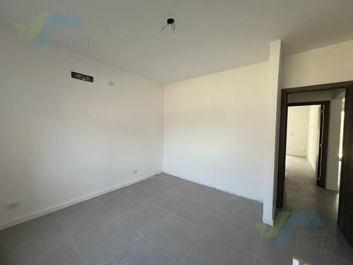 Departamento De 3 Ambientes Con Cochera, En Pilar Chic Village