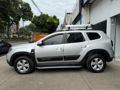 Renault Duster 1.3 Intense Cvt